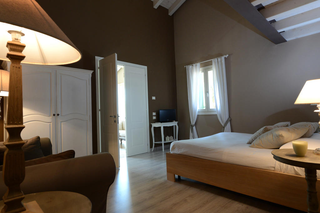 A Casa Di Delia B&B Charming House 산텔레나 디 실레아 객실 사진